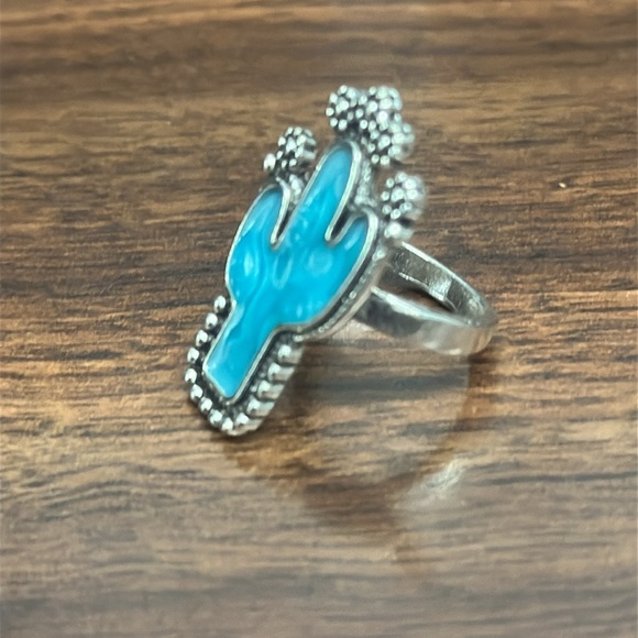 Turquoise Cactus Ring - Picture 2 of 3